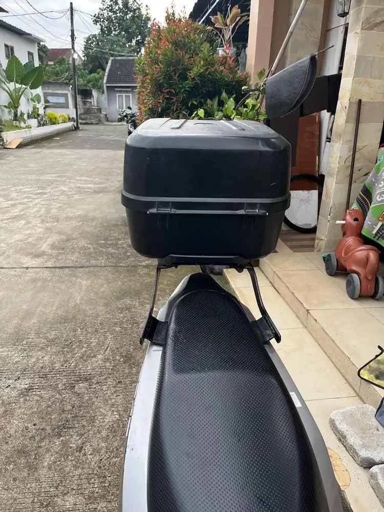 Jual Breket + Box Givi