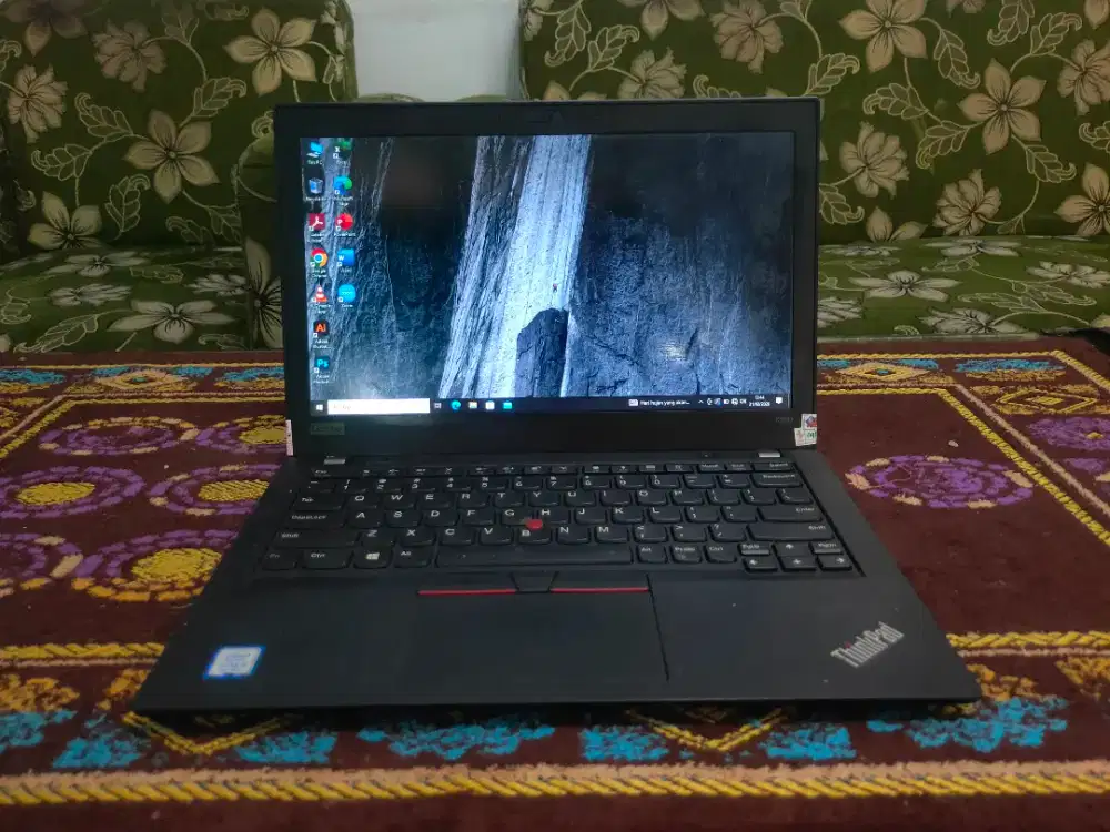 Laptop THINKPAD X280 CORE I5-8250U / RAM 8 / SSD 256