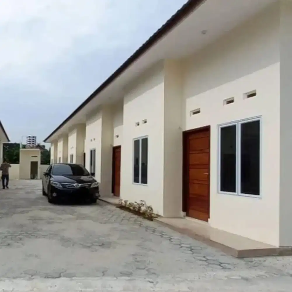 DIKONTRAKAN RUMAH DEKAT BANDARA