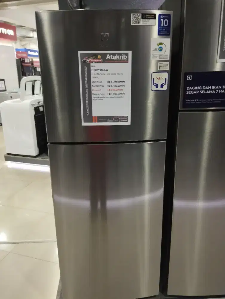 ELECTROLUX KULKAS 2 PINTU bisa dicicil