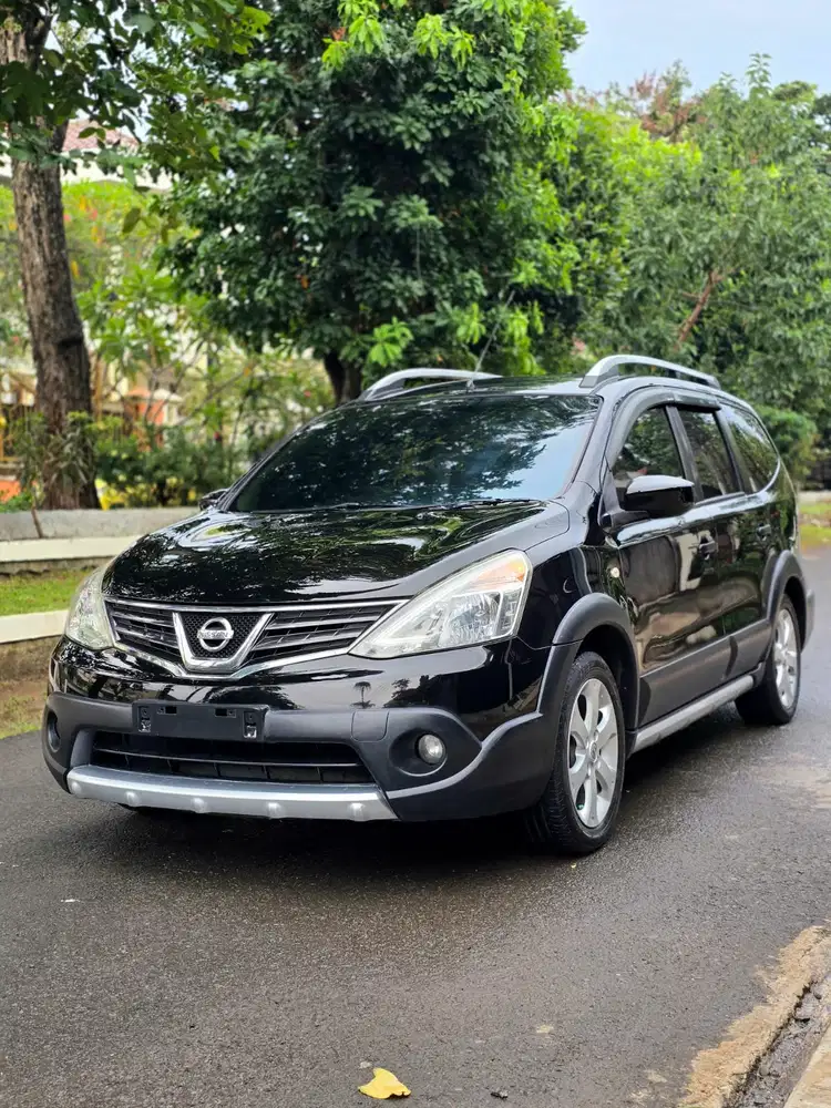 NISSAN GRAND LIVINA XGEAR 1.5 AUTOMATIC