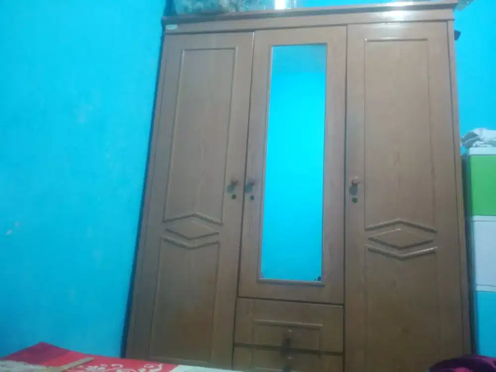 Jual Lemari Besar Jati Solid