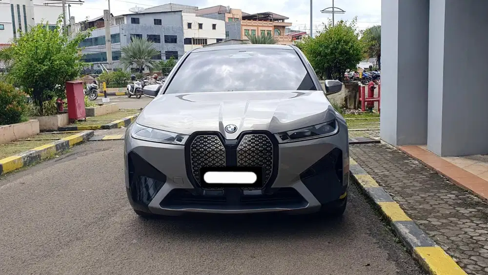 Km24rb bmw ix xdrive sport 2023 abu