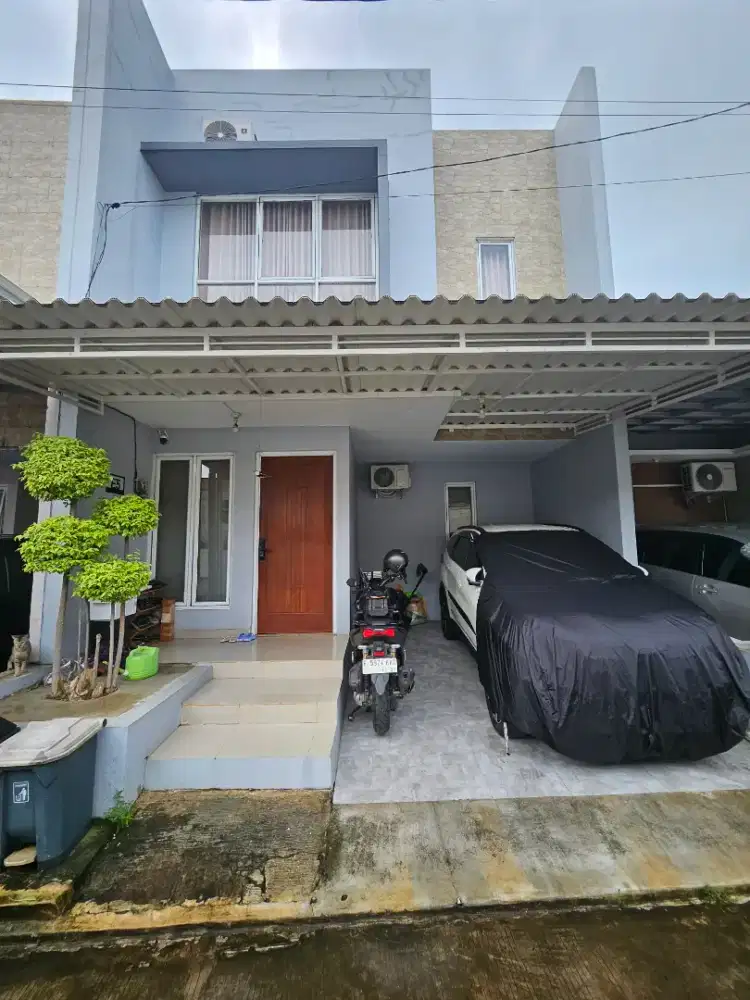 Rumah Jatiasih -Nucifera