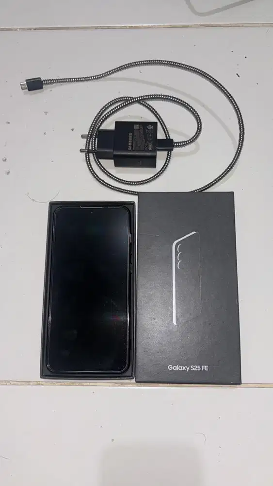 Samsung S25 FE 8/256