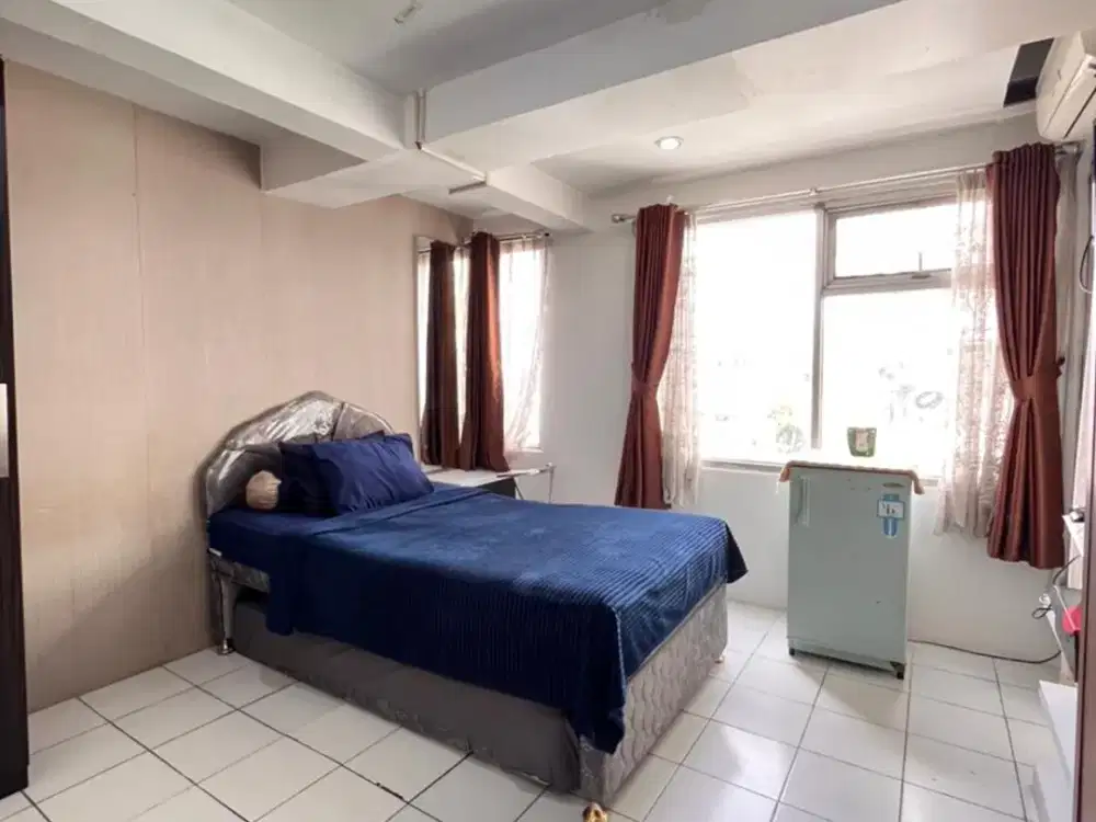 Studio Full Furnish Strategis – Tinggal Bawa Koper, Langsung Tempati!