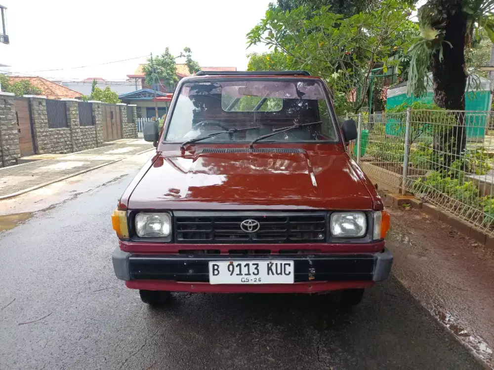 Toyota Kijang 1.5 cc Pick Up th.1995 Bensin