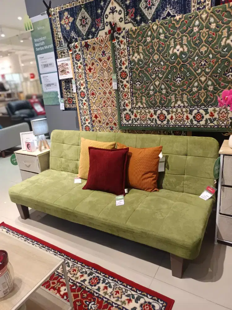 Sofabed bahan bludru halus