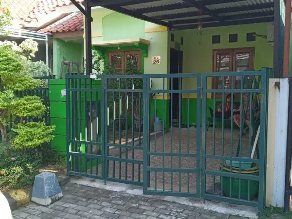 Rumah dijual lok strategis di Puri Jaya Indah Sidoarjo