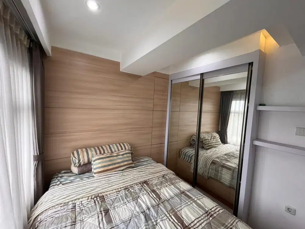 Di jual apartemen hook lantai 23 dengan interior deluxe