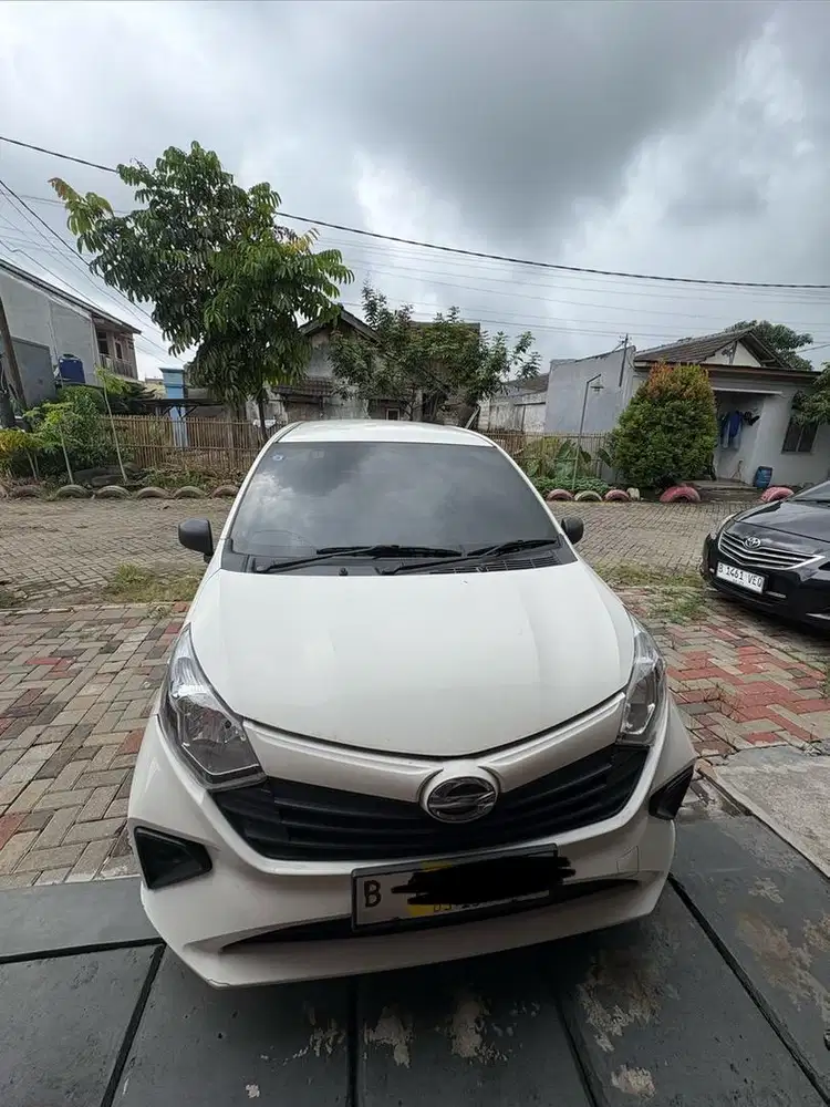 Sigra 1.0 D MT second