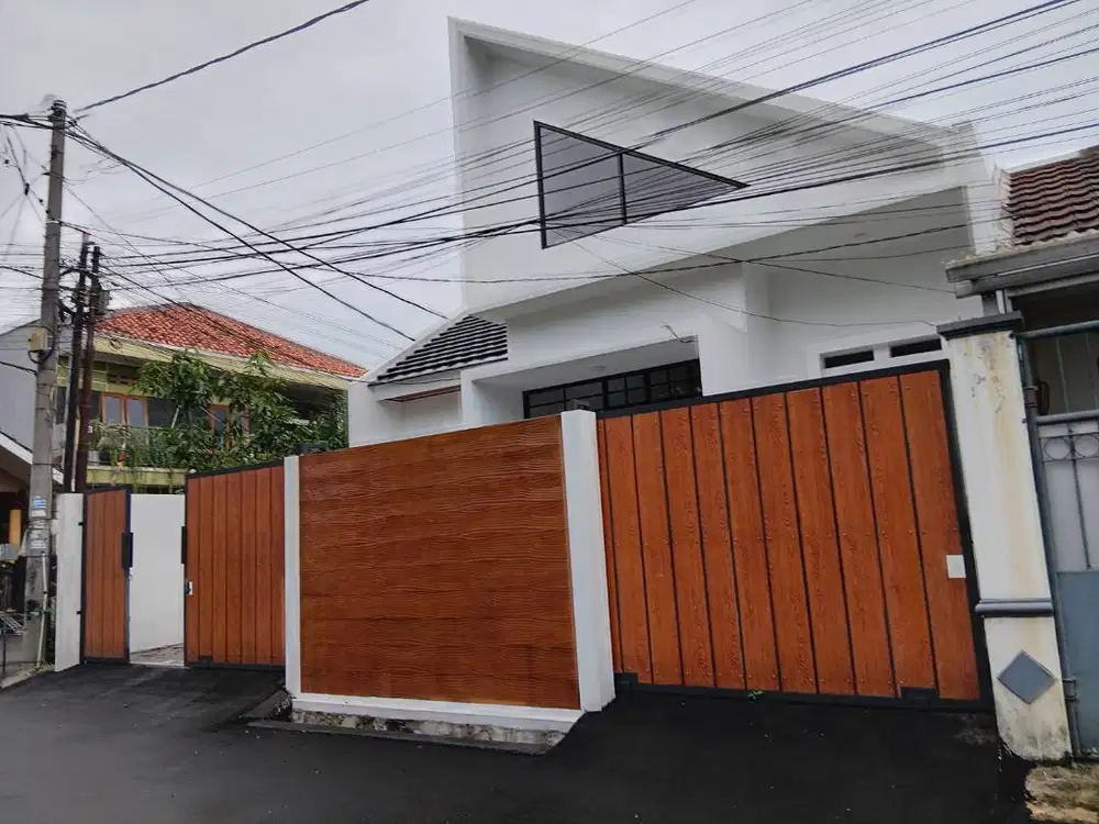 Rumah Hook Acropolis CIbinong