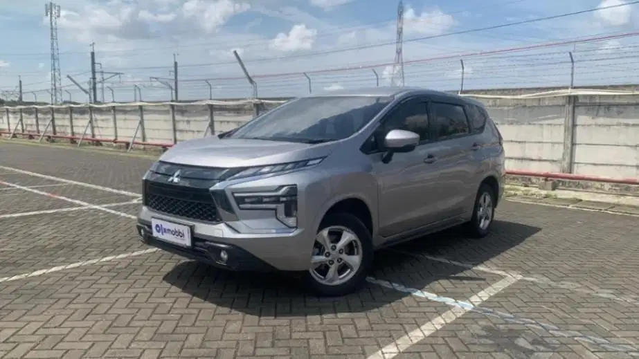 DP MURAH - Mitsubishi Xpander 1.5 Exceed Bensin-AT 2022 Silver