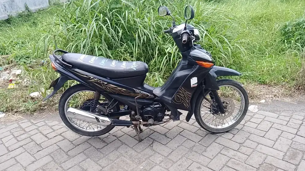 VEGA ZR Plat W sidoarjo