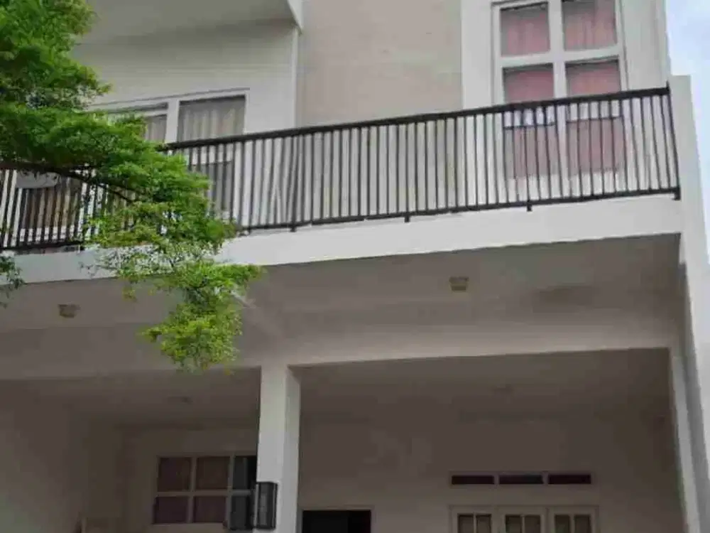 Rumah Rapih 2 Lantai Siap Huni Di Cibubur Jatisampurna