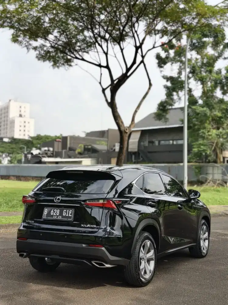 SUV Nyaman-Lexus NX200t Record lexus (harga inc bbn)