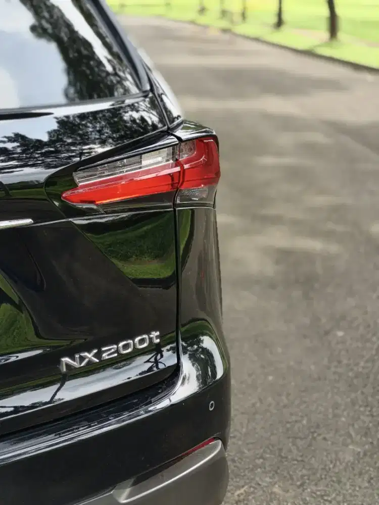 SUV Nyaman-Lexus NX200t Record lexus (harga inc bbn)