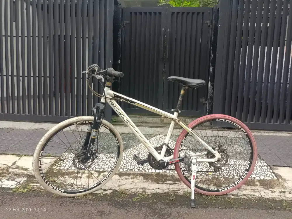 JUAL CPT BU Sepeda Gunung/MTB WIMCYCLE, 26, 3x7Speed,
Siap Gowes-BOGOR