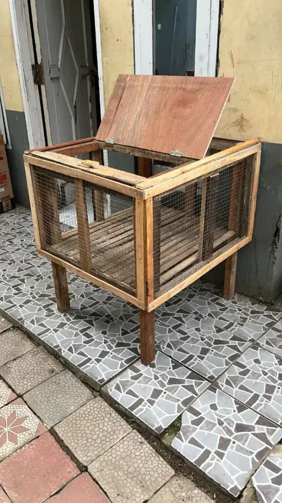 Kandang kelinci kayu