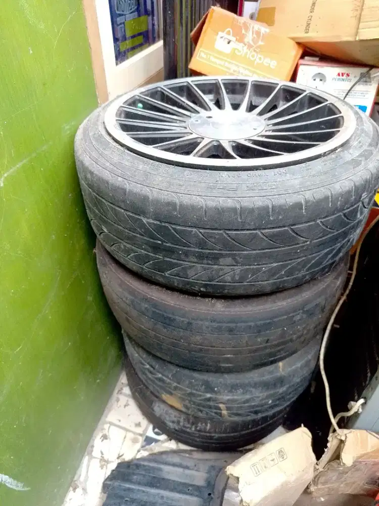 Velg bekas mobilio RS