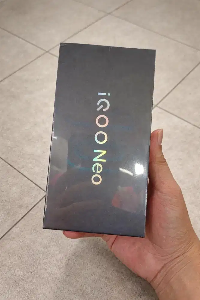 Iqoo Neo 10 8/256 new (baru)