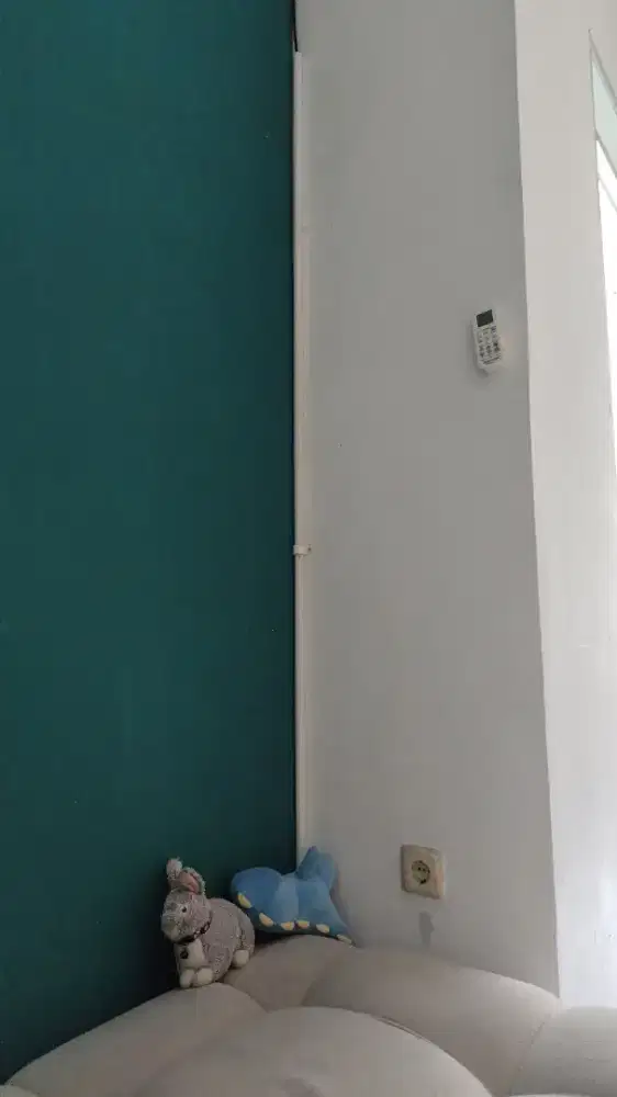 Asisten Rumah Tangga Menginap Wanita