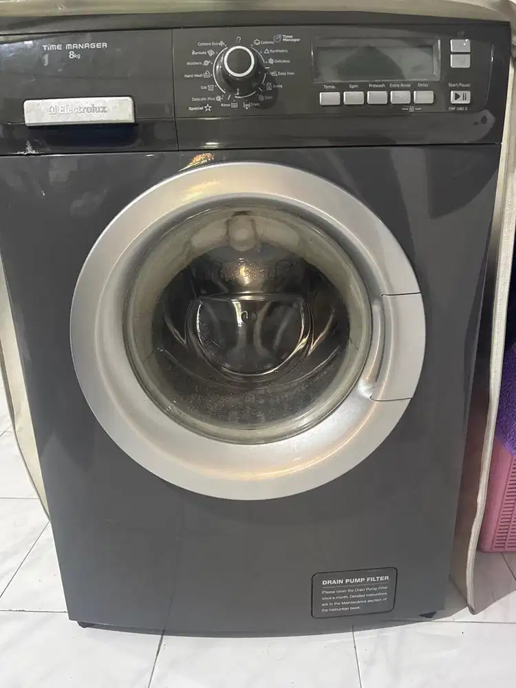 Di jual mesin cuci elektrolux