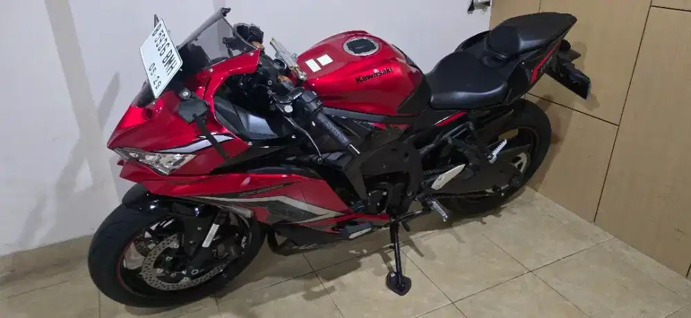 Dijual kawasaki ZX25 merah maron odometer 300an