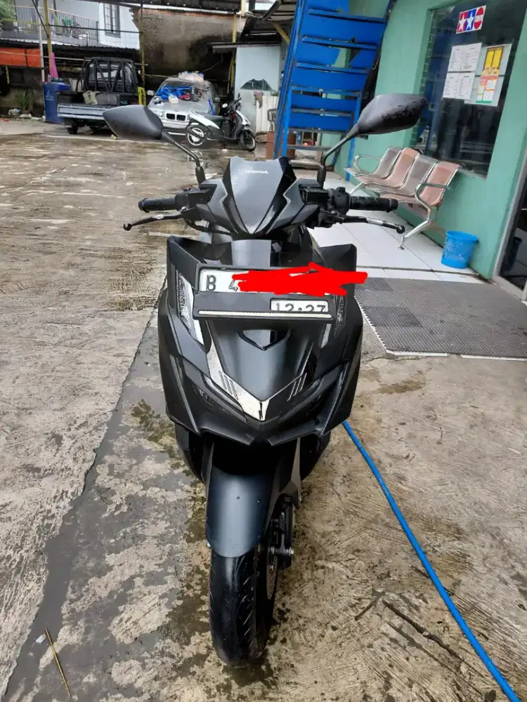 Honda vario hitam dop 2022 ABS 160