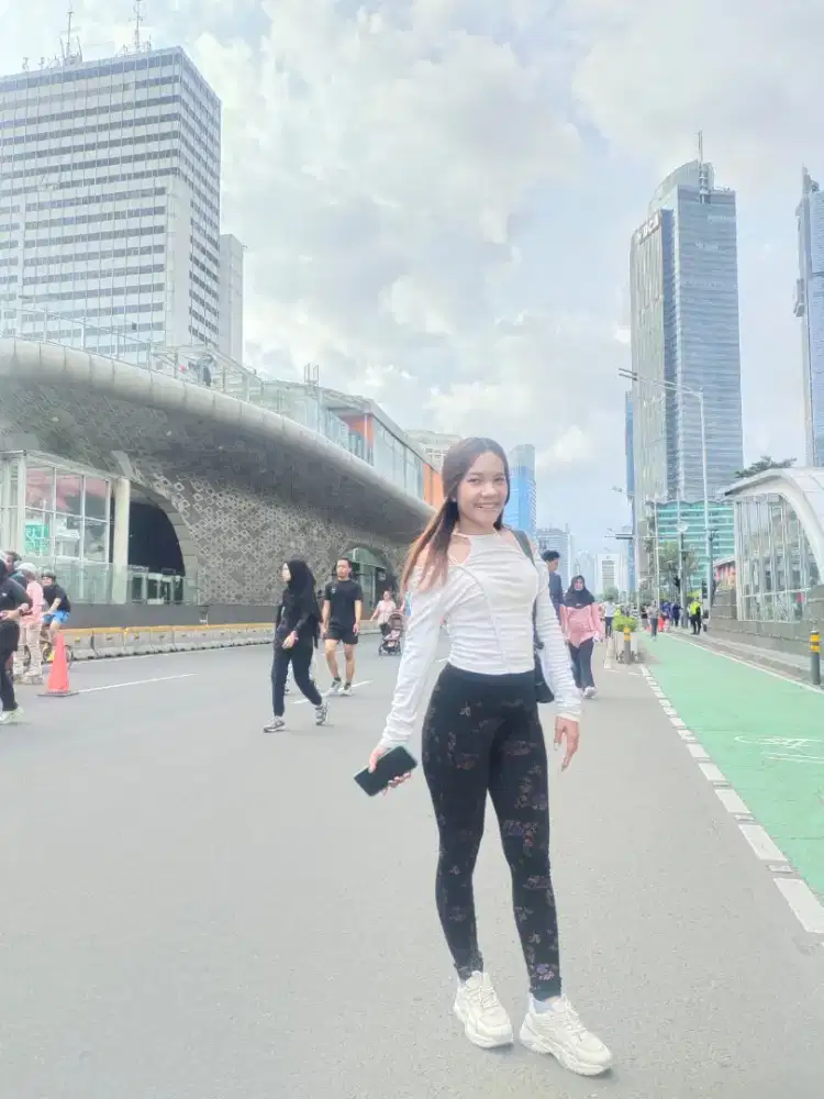 Butuh pekerjaan yang penting halal