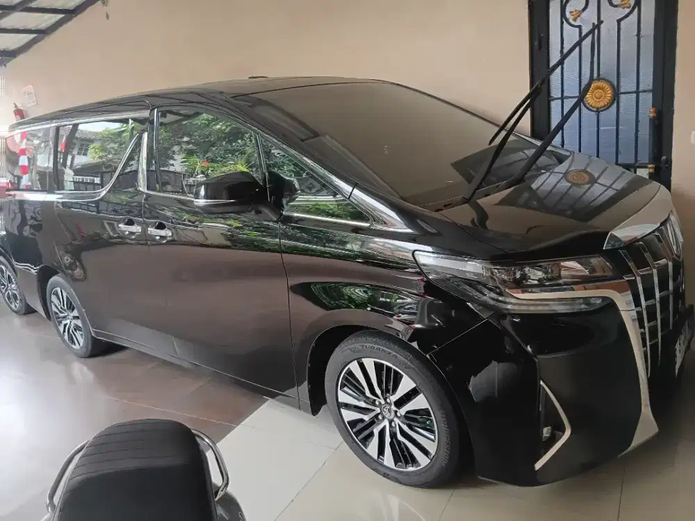Toyota Alphard type G,At 2.4
