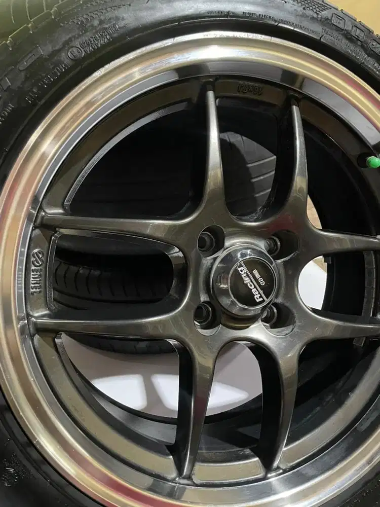 Velg dan Ban R16