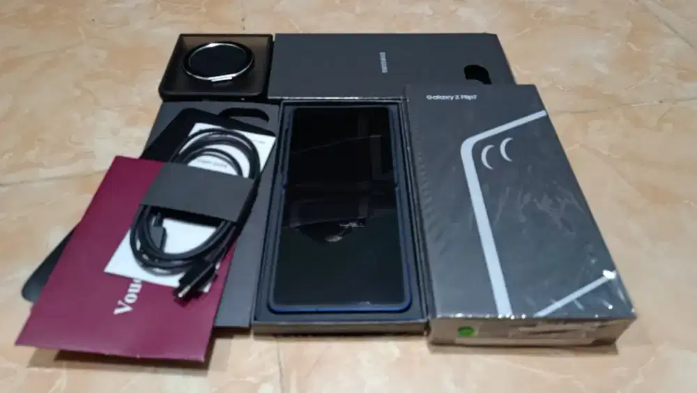 Samsung Galaxy Z Flip 7 5G Blue Shadow 12 256Gb Fullset