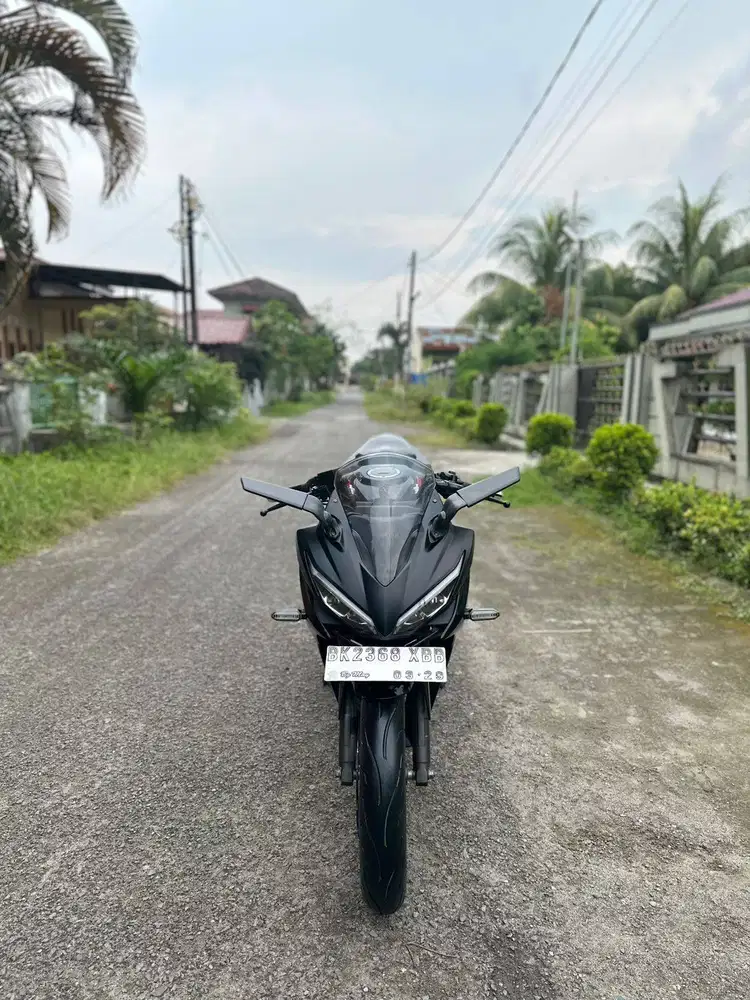 Honda CBR 150 R Tahun 2018 Pemakaian 2019
