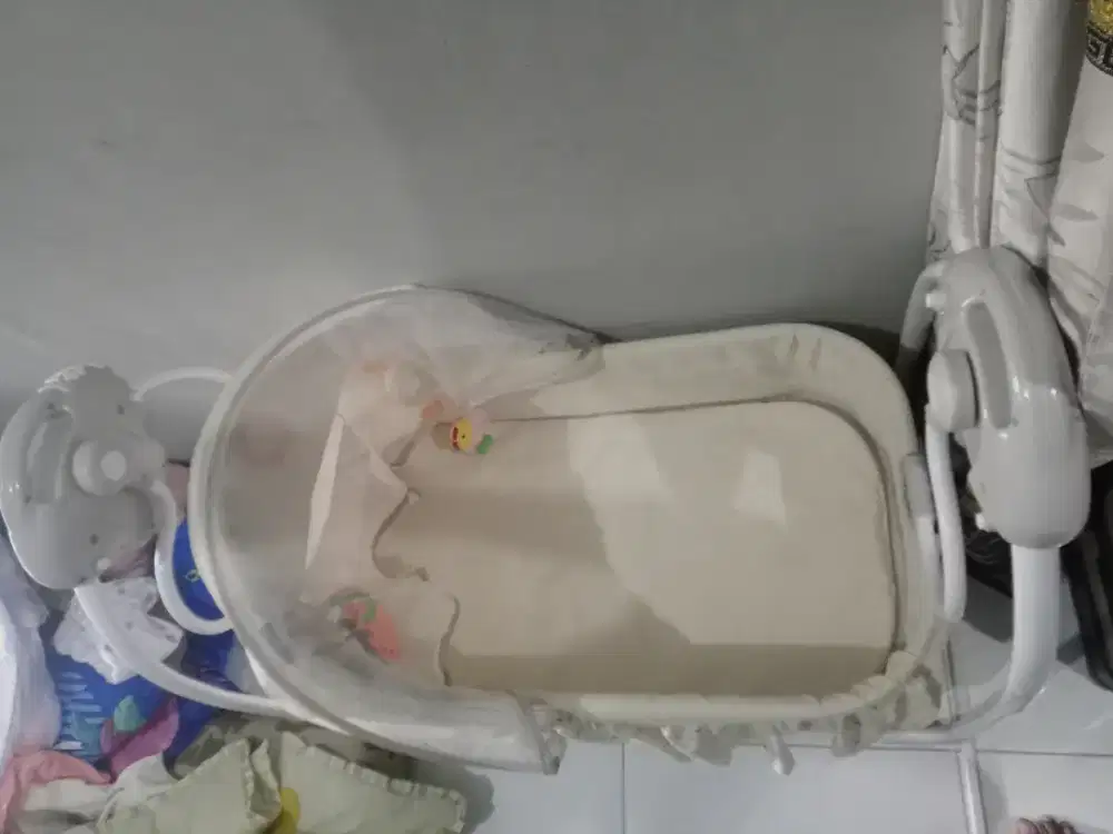 Baby box dan pompa asi