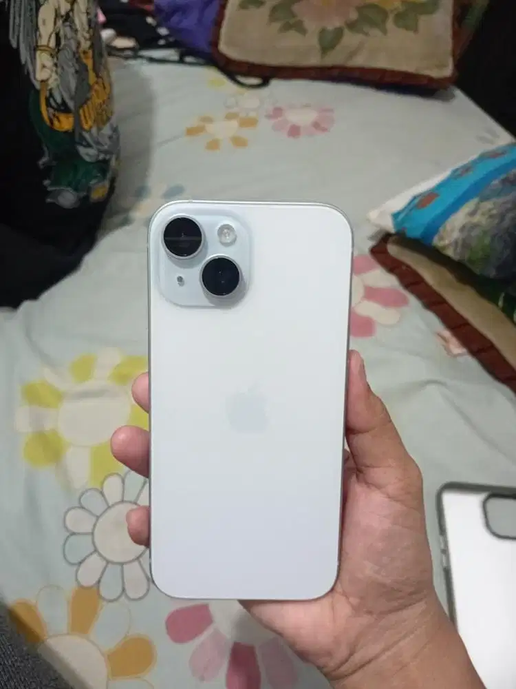 di jual iphone 15 blue