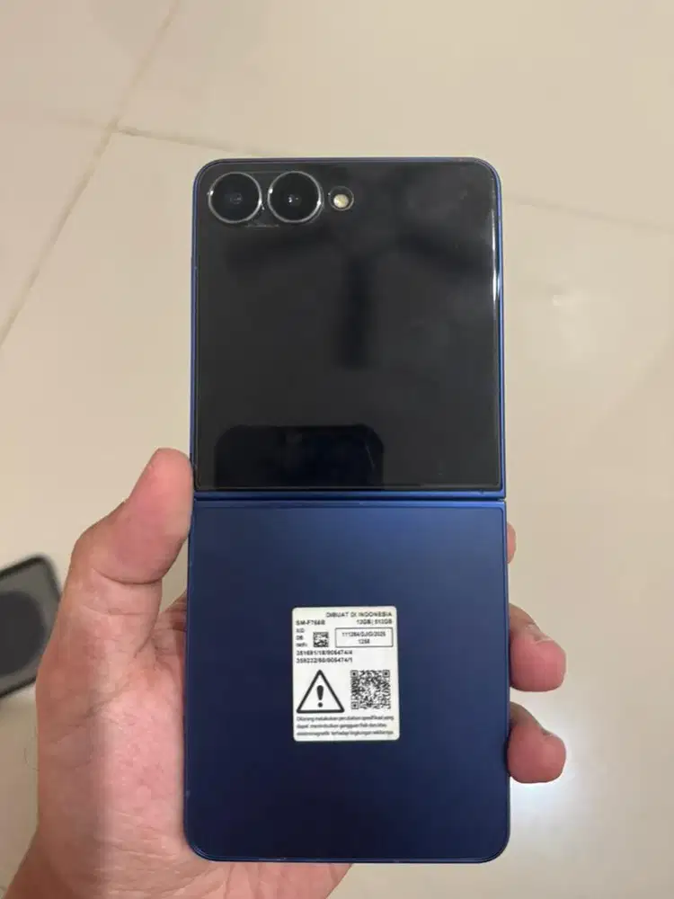 DIJUAL SAMSUNG FLIP 7
