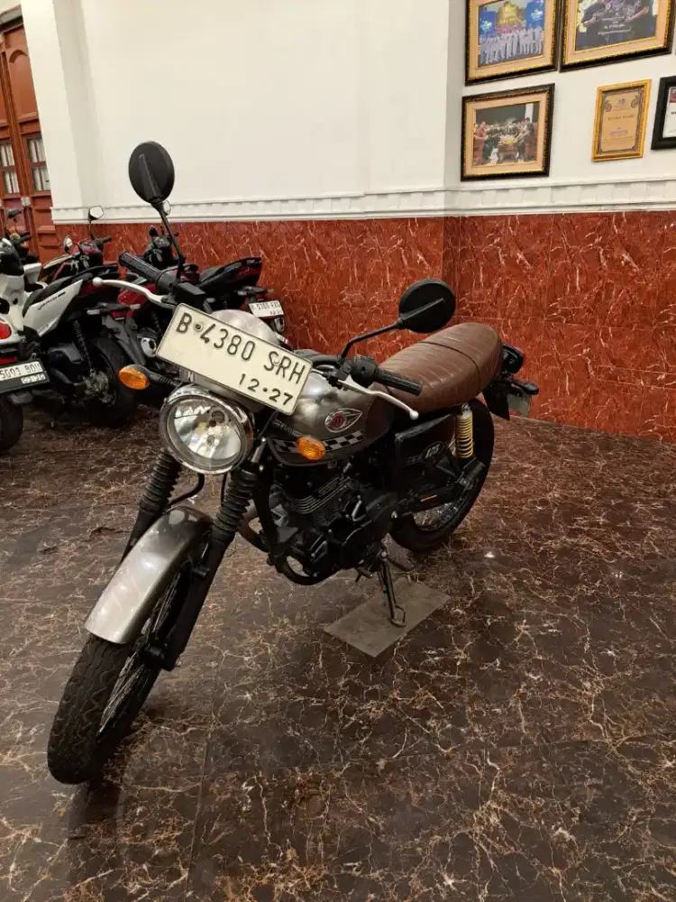 DP 2.5JT KAWASAKI W175 CAFE SE 2022/MESIN ADEM GARANSI FREE OLI+SERVIS
