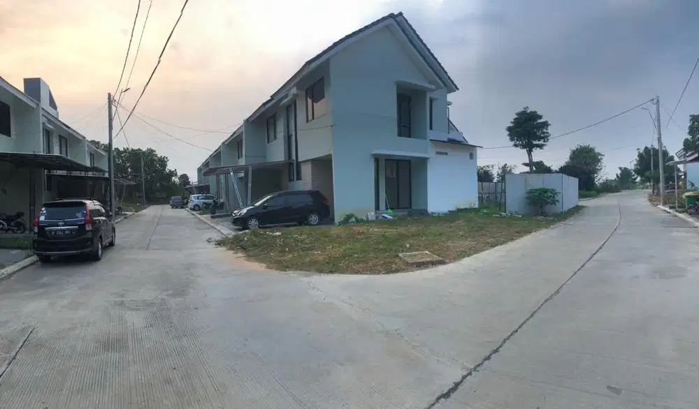 Rumah Hoek strategis di Mutiara Gading City-Tanah Luas 116 | Jual Rugi