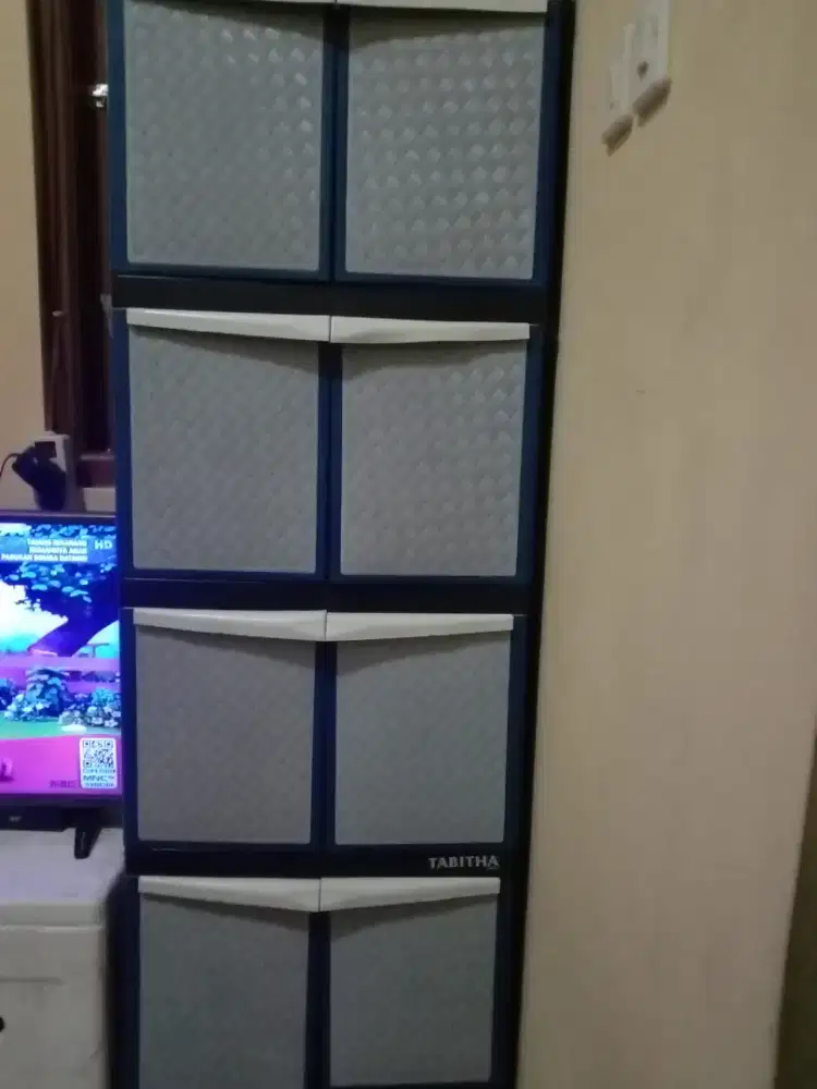 Lemari plastik 4 susun