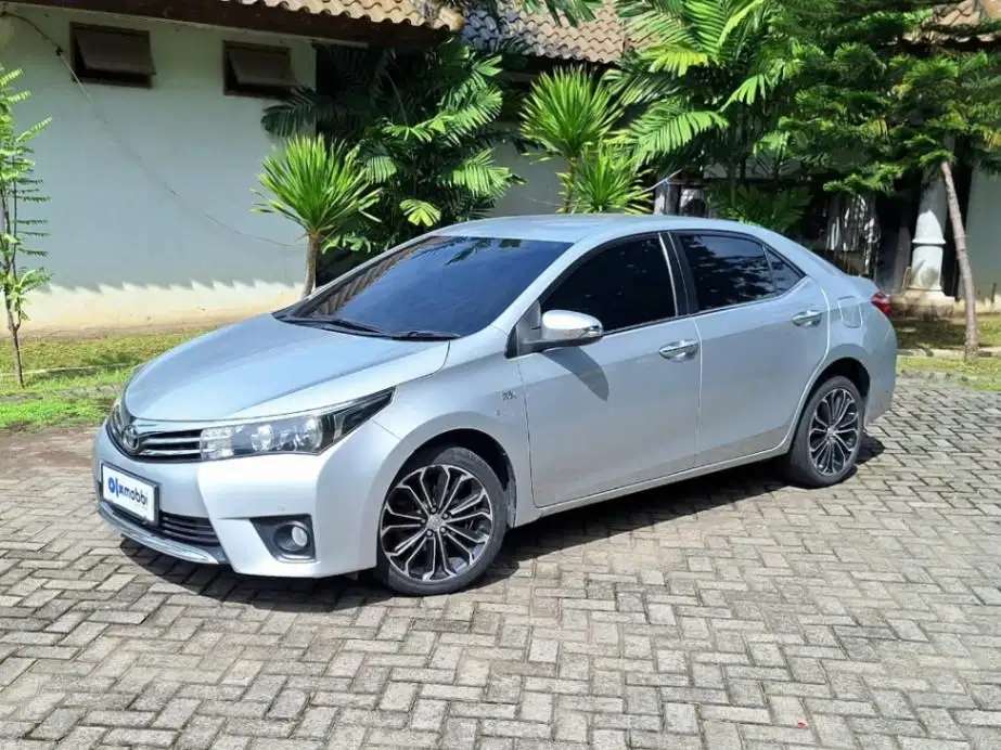 TOYOTA COROLLA ALTIS 1.8 V MATIC 2013