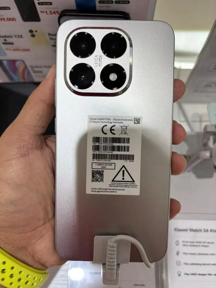 Dihomecredit promo spesial bunga 0% dan free 2 kali cicilan