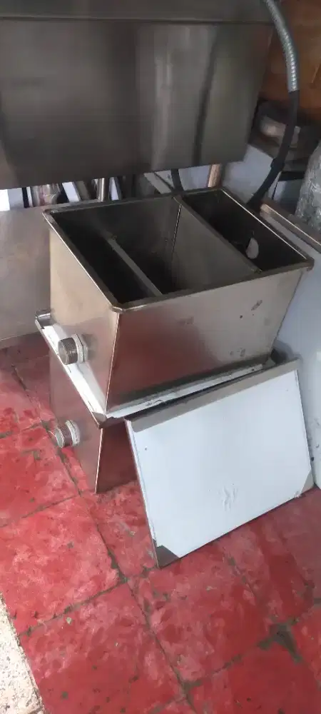 Grease trap stainless