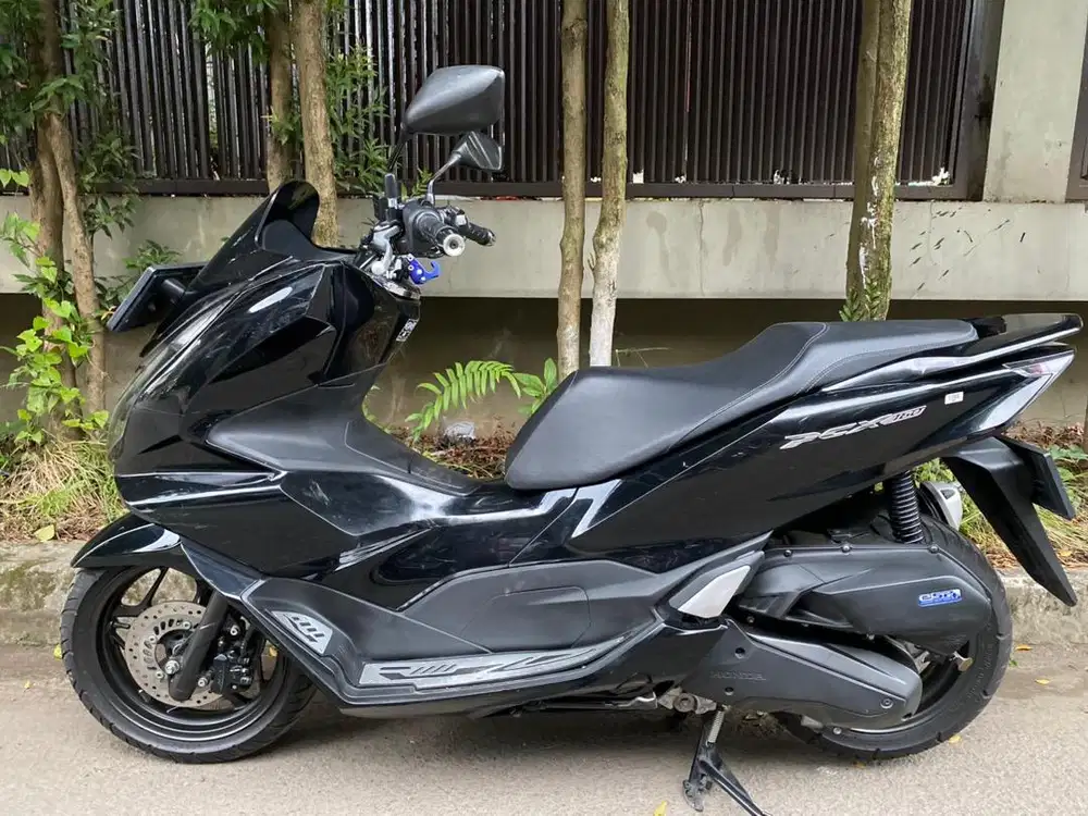 Dijual Cepat Honda PCX 160cc Mulus Pajak Panjang 1 tahun KM Rendah