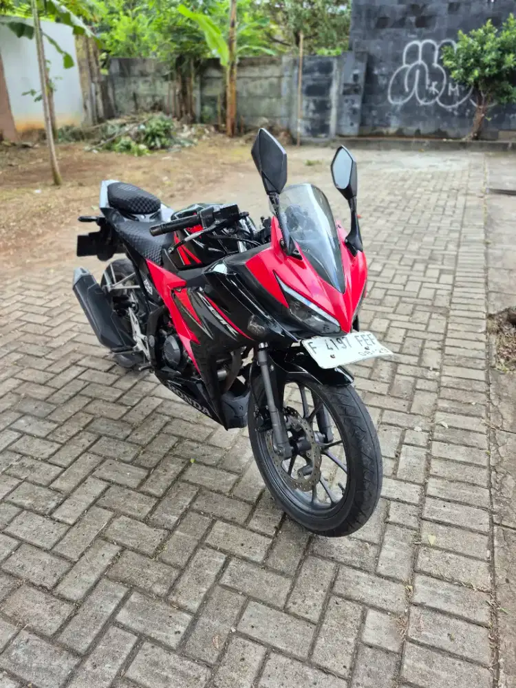 Dijual Honda CBR 150R Facelift tahun 2019