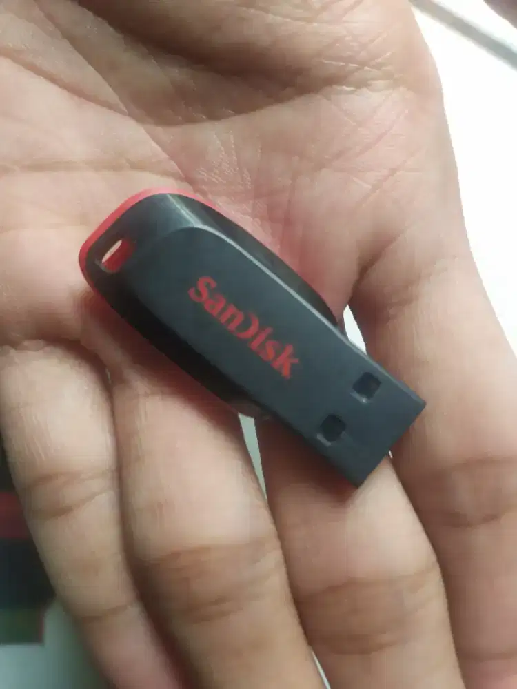 Flashdisk sandisk 32gb