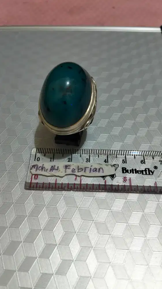 Batu bacan totol size 38x25x14(estimasi)belum tembus ring perak