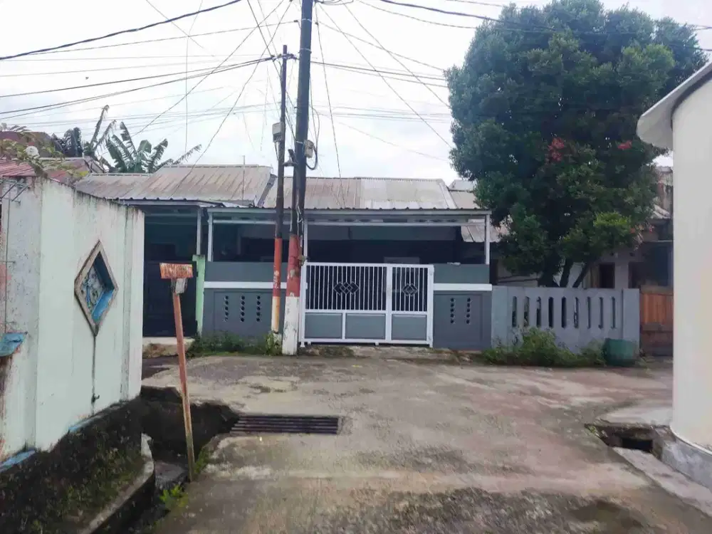 Rumah Secondary SHM – Selangkah ke Stasiun Parung Panjang! Siap Huni