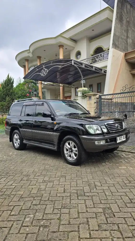 Toyota land cruiser cygnus MURAH