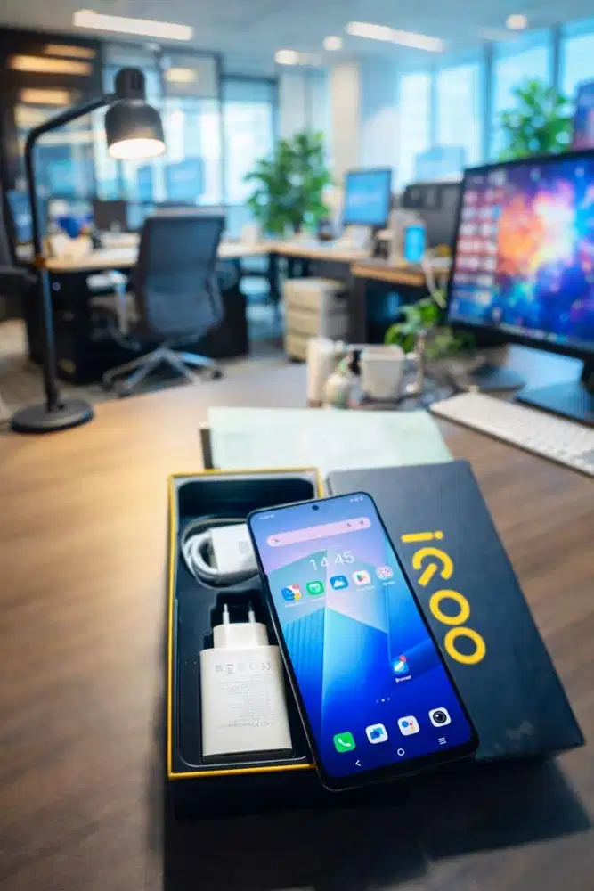 Vivo IQOO 27X 5g 8/128 Fullset